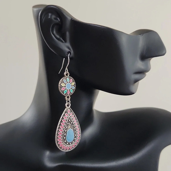 Boho style earrings - Picture 1 of 6